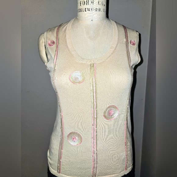 CHANEL cardigan ('06) with matching tank top, sequin accents, and Optional Belt - Picture 9 of 10